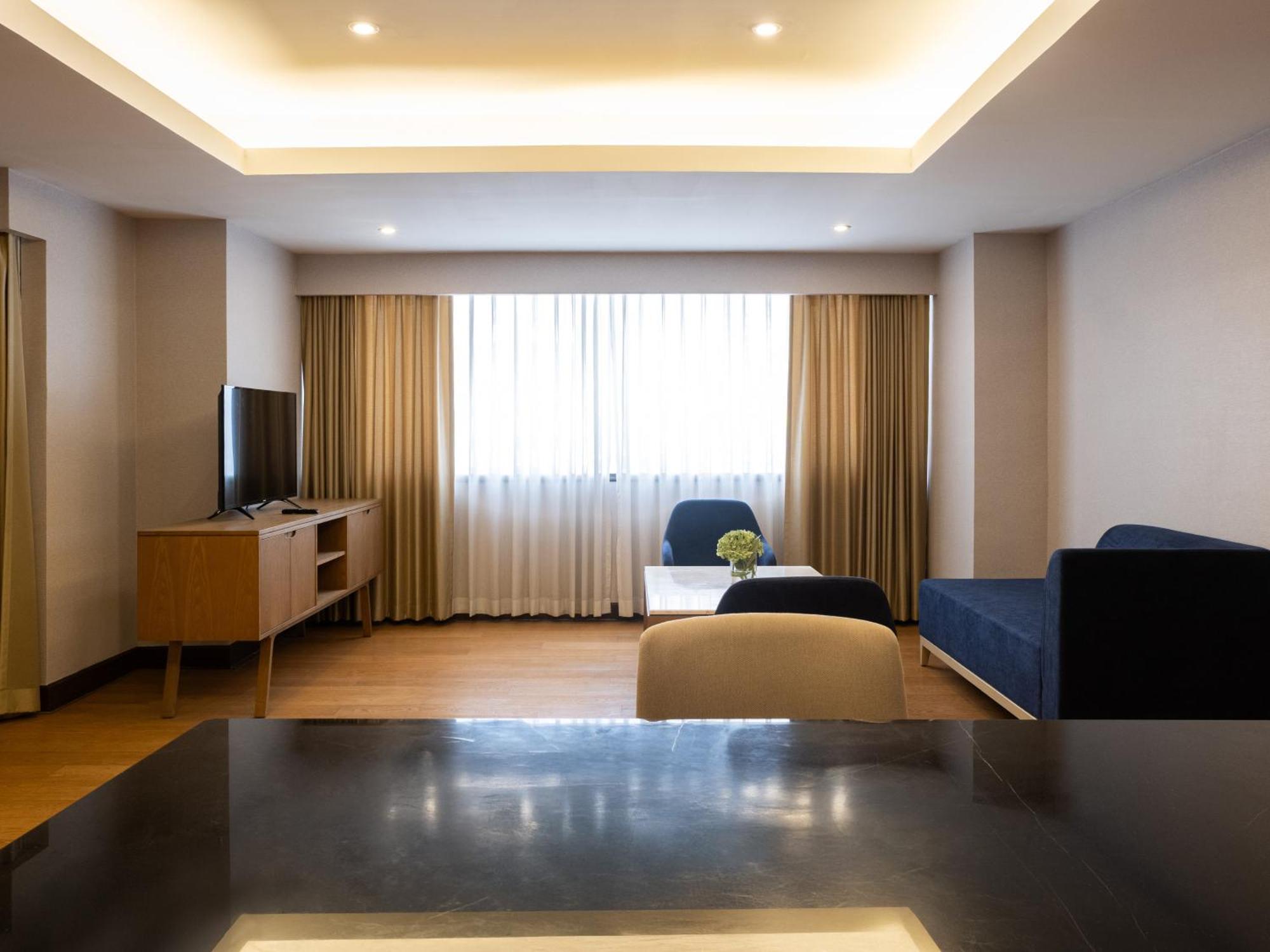 Rembrandt Residences