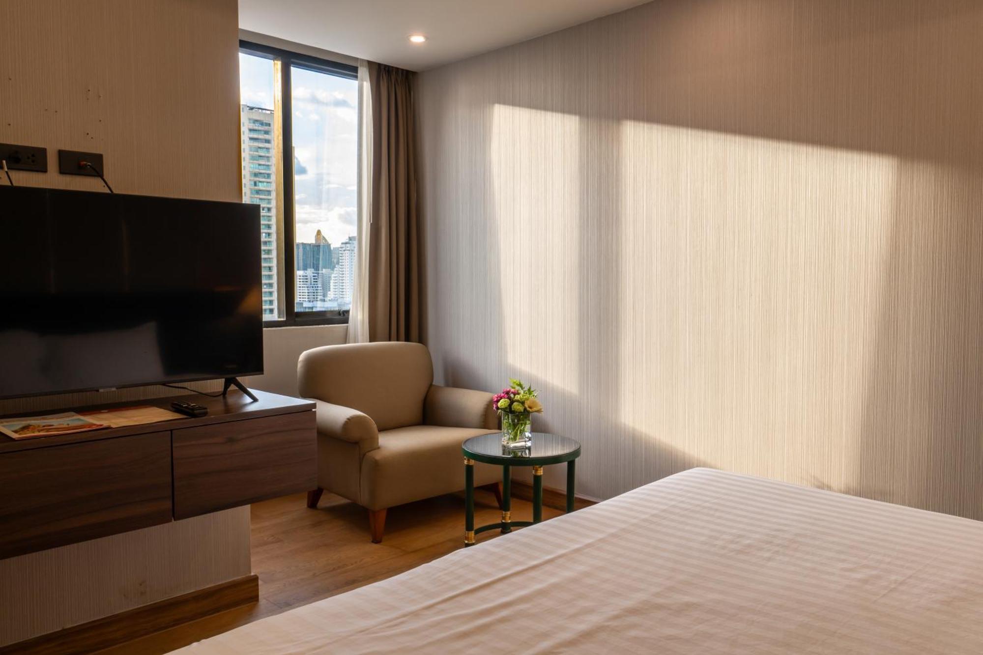 Rembrandt Residences Hotel 4*